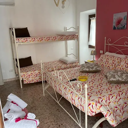 Casa Orto Dei Preti לינה וארוחת בוקר Collepardo